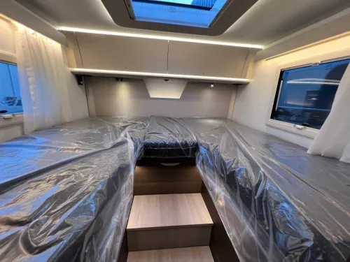Adria Sonic Supreme 700 DL FACE TO FACE | ALDE Foto: 6