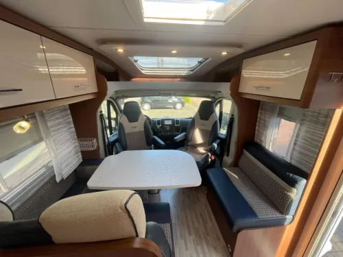 LMC Blackline 712 T Lits Jumeaux 30000 km photo : 15