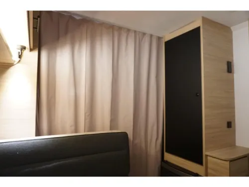 Caravelair Sport Line 410 Safety package, Shower package. photo: 10