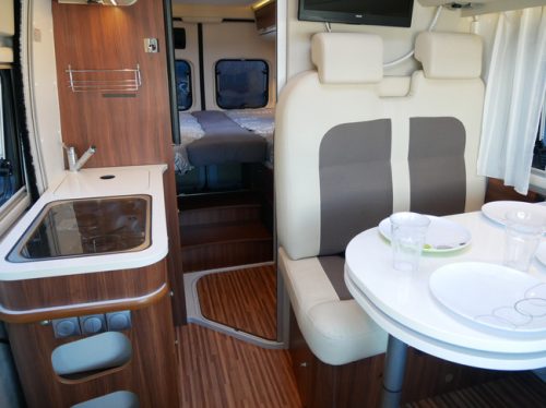 Adria Twin 640 SLX, L&auml;ngsbetten, Koni Sto&szlig;d&auml;mpfer, Bearlock Foto: 9