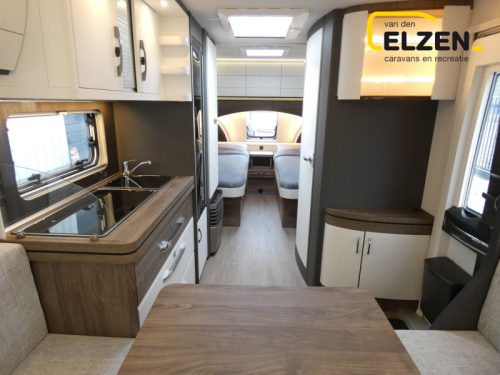 Hobby Excellent Edition 540 UL Mover, awning, bike rack photo: 13