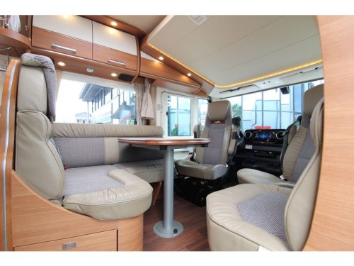 Carthago Chic C-Line I 4.9 LE-L Single beds + Pop-top roof  photo: 26