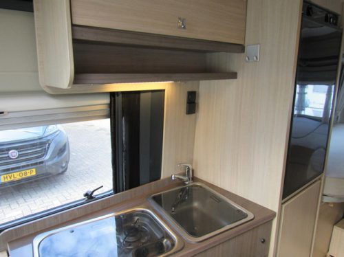 P&ouml;ssl 640 Roadcruiser Van conversion Single beds Busbiker 2016 photo: 16