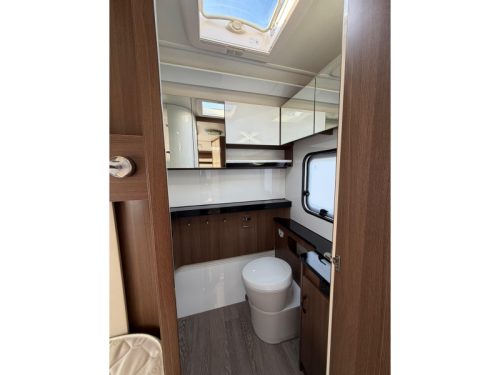 Hobby Prestige 560 WFU Fully equipped!! photo: 14
