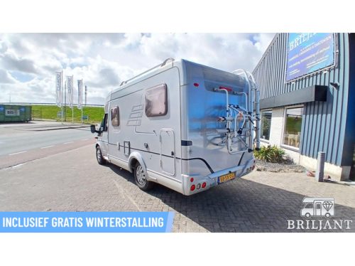 Hymer TEILINTEGRIERT HV 522 .. 2006 transverse bed photo: 2