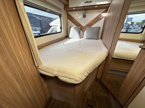 B&uuml;rstner Lyseo M Harmony Line 660 Franz&ouml;sisches Bett/Automaat/2020! Foto: 10