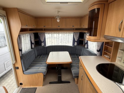 Hobby De luxe Easy 540 UK Kinderzimmer Rundsitz Foto: 1