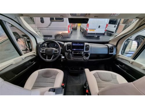 Adria Twin 640 SGX 60 YEAR photo : 15