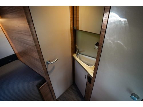 Knaus LIVE WAVE 650 MF foto: 16