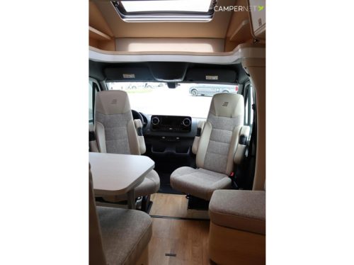 Hymer BMC-T 680 177hp Automatic | Single beds | Drop-down bed | Separate shower | Solar panel | Veloslide | Bearlock | SLC Chassis | Awning photo: 8