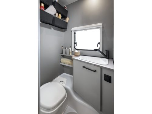 LMC Sassino 470 K model 2027, bunk bed photo: 5