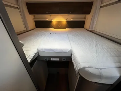 Camping-car Etrusco T 7300 SB, 4 personnes photo : 12