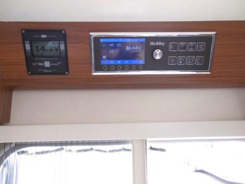 Hobby Optima De Luxe 75 HF LIT PAVILLON +SOLAIRE +PORTE-V&Eacute;LOS photo : 17