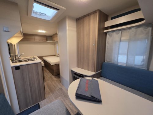 Dethleffs C'Joy 460 LE Single Beds TENT 2017 photo: 3