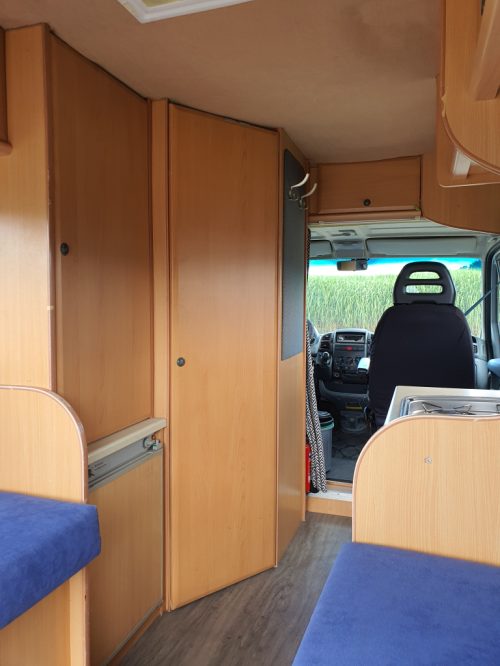 Citro&euml;n Jumper 2.8 HDT TD bus camper with engine air conditioning photo: 10