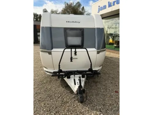 Hobby De Luxe 490 KMF Etagenbett sehr komplett Foto: 2
