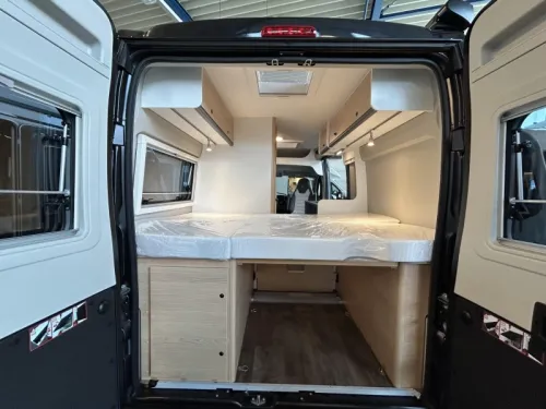 Sunlight Cliff 540 with FREE AUTOMATIC! photo: 11