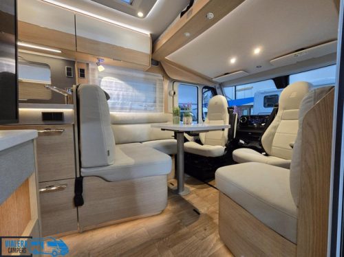 Hymer BMC-I 690 *170hp Automatic* French bed * Fully equipped photo: 2