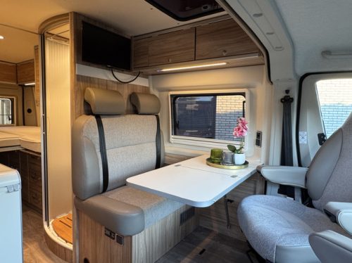 Hymer Yellowstone 640 pop-top roof 160 hp *4 PERSONS* Euro6 Fiat Ducato **Single beds/Pop-top roof with 2 berths/4 seats/Lithium/Sun photo: 12