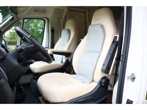 B&uuml;rstner Ducato Brevio Autocaravana AVM AIRE ACONDICIONADO CONTROL DE CRUCERO LAC HILLCONTROL 2.3L '16 foto: 17