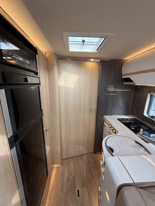 Hymer B-ML I 780 photo: 24
