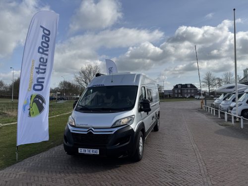 P&ouml;ssl Summit 600 Van conversion, 2.3 160 HP, with timing chain, Transverse bed, Motor air conditioning, Swivel seats, Year of manufacture 2018 Motorhome centre on the road Marum photo: 3