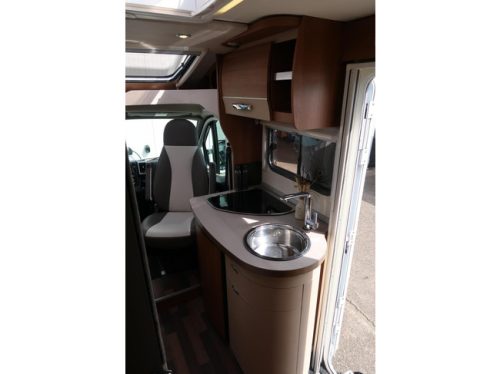 Knaus VAN Ti 550MD |Only 68379KM!|VERY NEAT|Dish/TV / Inverter photo: 6
