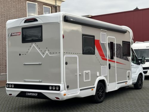 Challenger Graphite Ultimate 380 ( Chausson 720 ), 5 berths photo: 2