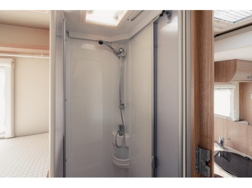 Carado T447 with drop-down bed photo: 21