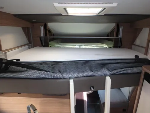 Knaus L!ve Wave 650 MX Hubdach Foto: 16