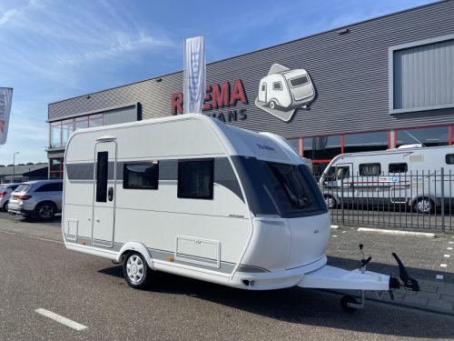 Hobby On Tour 390 SF Zugsitzgruppe, Querbett Foto: 1