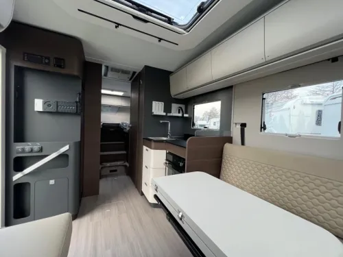 Adria Coral Supreme MB 670 DL LEDER/DAKAIRCONDITIONING  Foto: 14