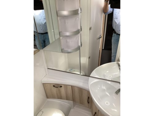 Hobby De Luxe 540 UL Single beds photo: 5