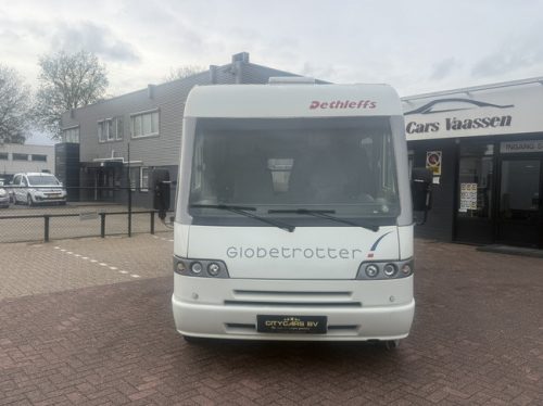 Dethleffs Esprit 2.8 128 pk bovenbed stapelbed luifel fietsendrager 2x zonnepaneel dakairco camera face to face garage foto: 1