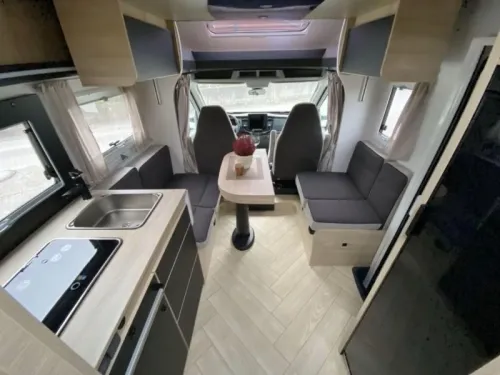 Chausson 777 Premium Etappe Line 8 speed auto. photo: 8