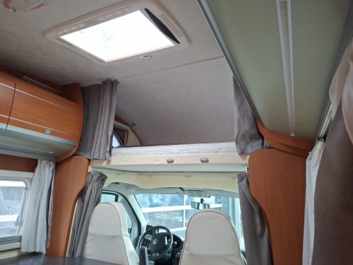 Giottiline Therry 45 T luxuri&ouml;ses und ger&auml;umiges Alkoven-Wohnmobil f&uuml;r 5 Personen Foto: 11