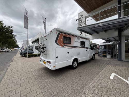 Weinsberg CaraCompact Pepper AUTOMATIC SINGLE BEDS MERCEDES photo: 17