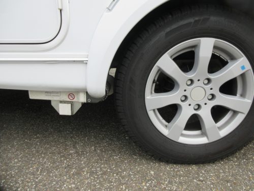Knaus Sudwind 450 FU SAUBER UND MIT RANGIERHILFE  Foto: 19