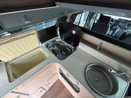 Ford Westfalia Nugget 4 Personen, Top Zustand. Foto: 11