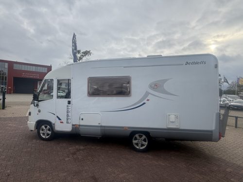 Dethleffs Esprit 2.8 128 hp overcab bed bunk bed awning bike rack 2x solar panel roof air conditioning camera face to face garage photo: 5
