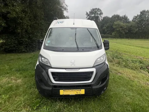 Peugeot Boxer 600 2018 Einzelne L&auml;ngsbetten Foto: 2