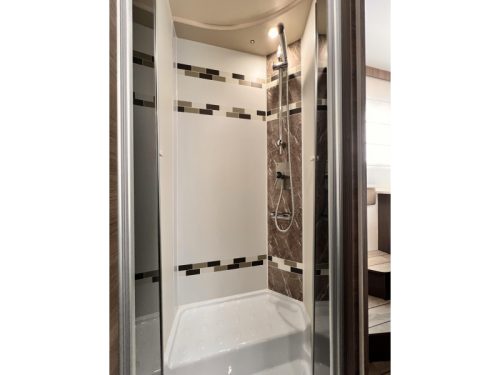 McLouis Carat 481 G Face to face 160 PS Foto: 19