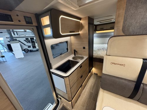 Weinsberg CaraCompact Pepper 600 MF Automatik / Combi E Foto: 12