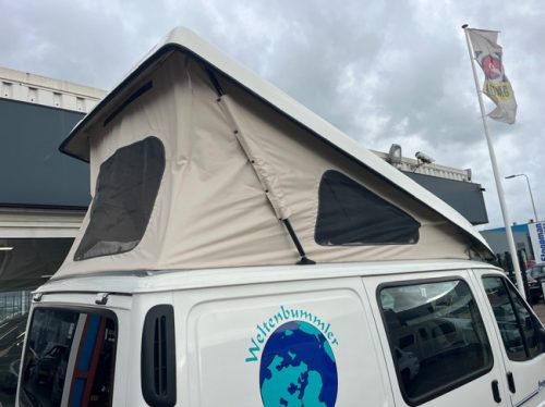 Westfalia Nugget Hubdach 4 Schlafpl&auml;tze. K&uuml;hlschrank Anh&auml;ngerkupplung Komplett ausgestattet. Foto: 19