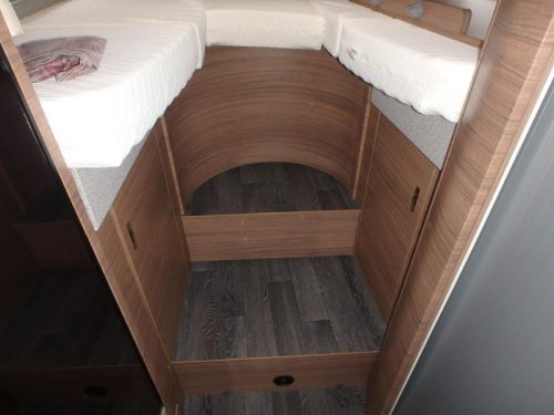 Knaus Van Wave 650 MEG MIT HUBDACH  Foto: 38