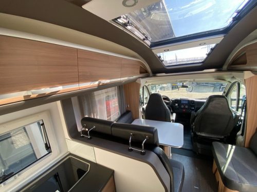 Adria CORAL 670 SL 2.2 140hp SINGLE BEDS CAMERA CRUISE photo: 12