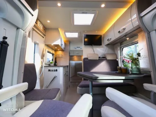 B&uuml;rstner Nexxo Van T 620 G Dachklimaanlage | St&uuml;tzen  Foto: 7