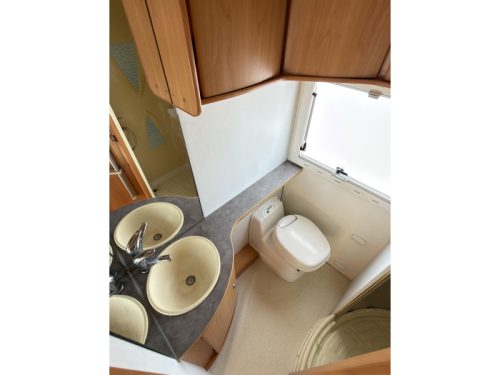 Challenger Trigano 153 ALK Stapelbedden  foto: 16