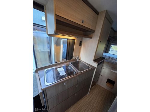 P&ouml;ssl 2Win 2016 ☆4 plazas para dormir, Techo elevable, Euro 5, 150CV☆ foto: 18