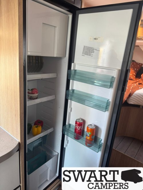 Knaus Skywave 650 MEG, Einzelbetten Hubbett Foto: 13